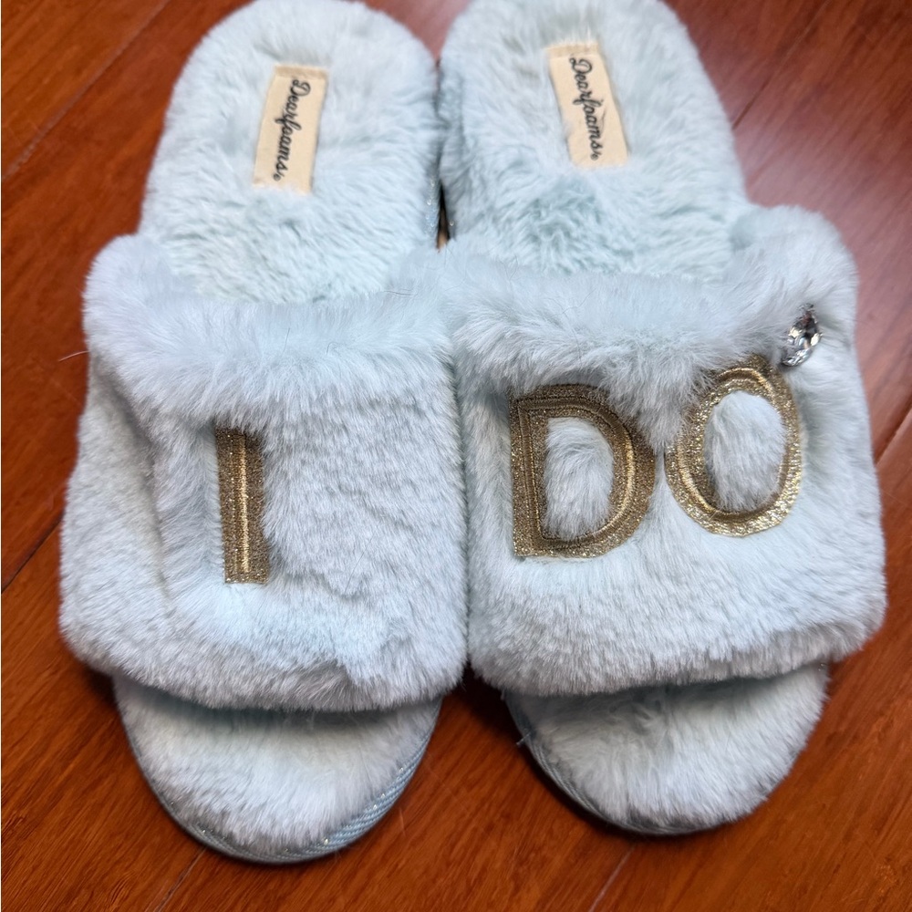 Dearfoams Fuzzy 'I Do' Slippers